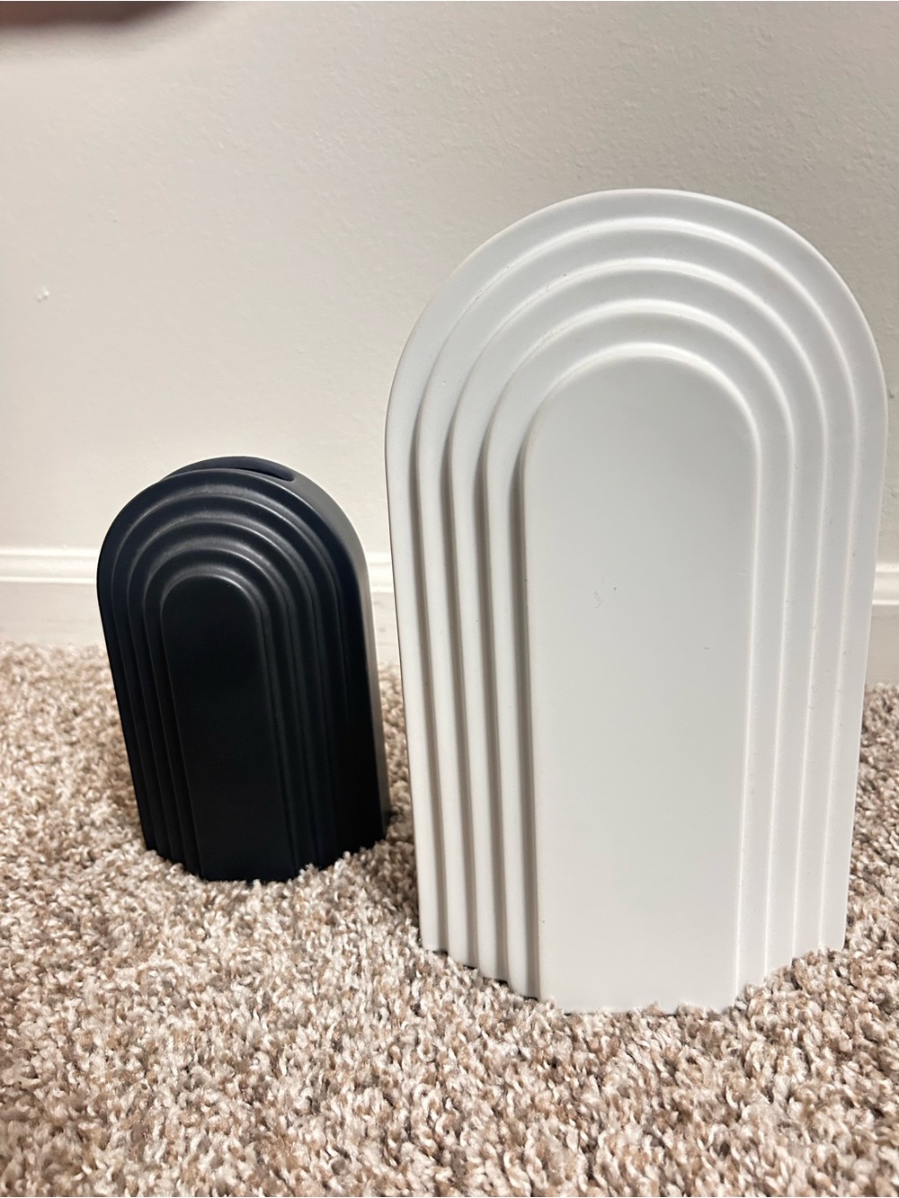 Modern Arch Ceramic Vase Set in Black and White